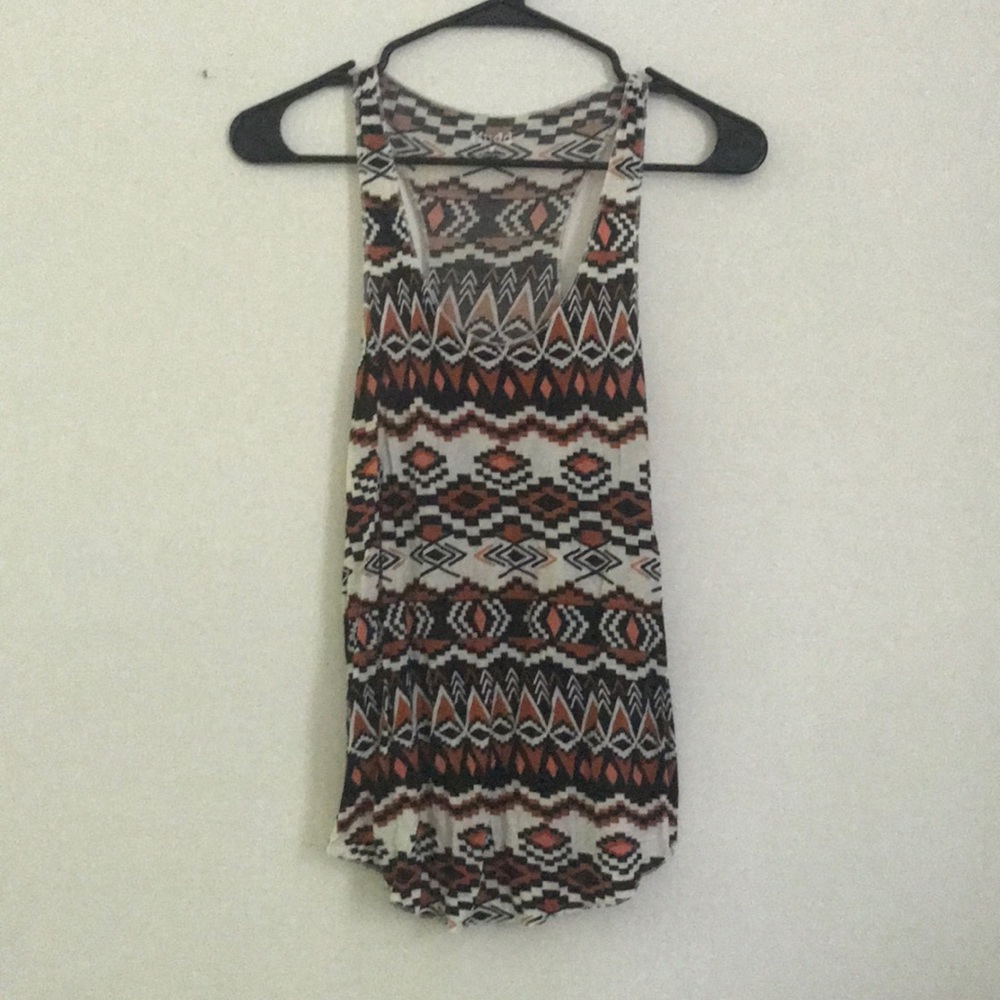 geometric tank top